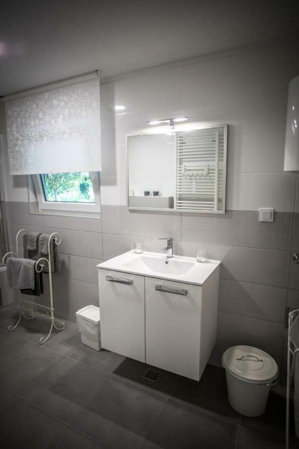 Apartman Magnolia Ivanicsvár Kültér fotó